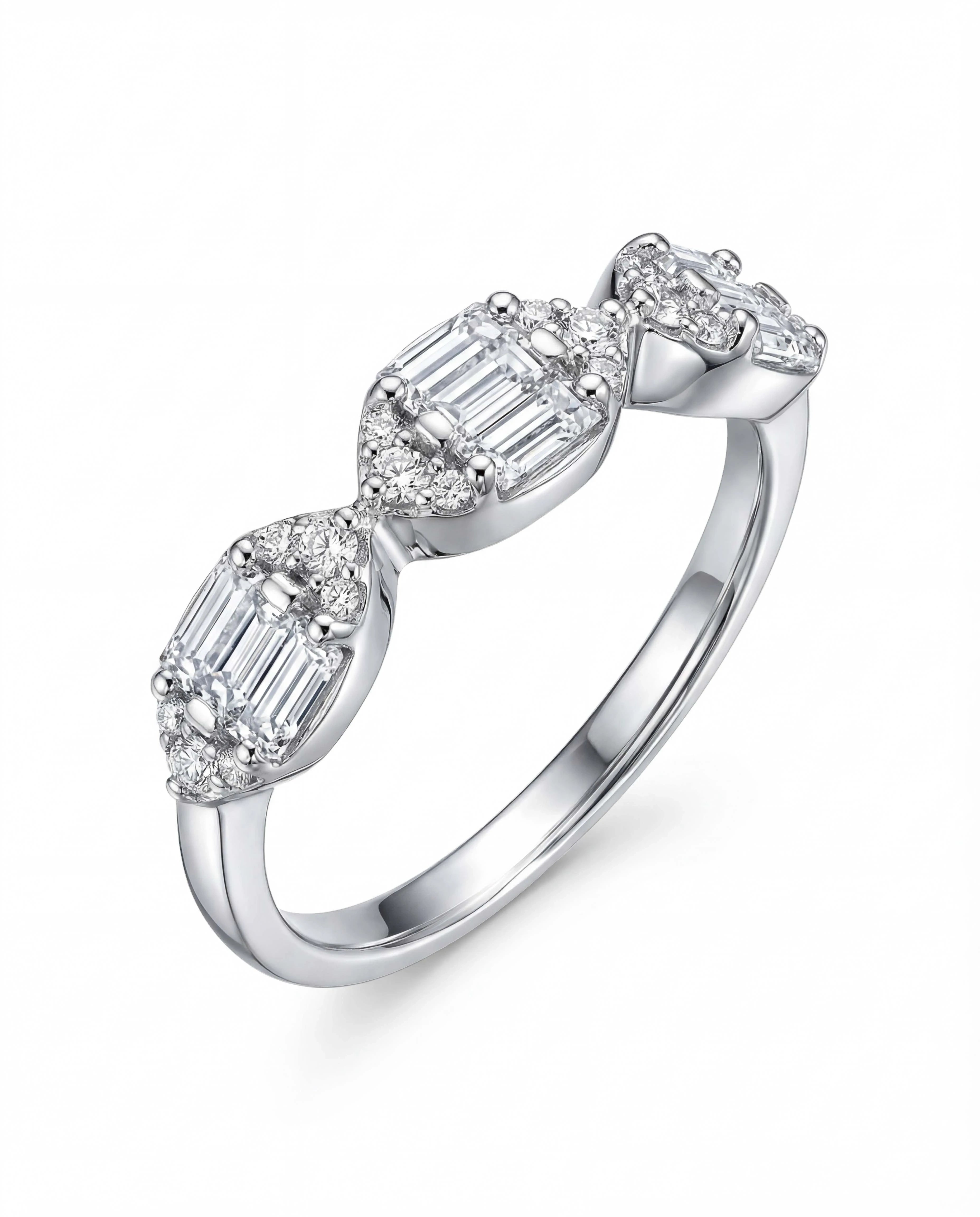 Lunaria Trinity Ring